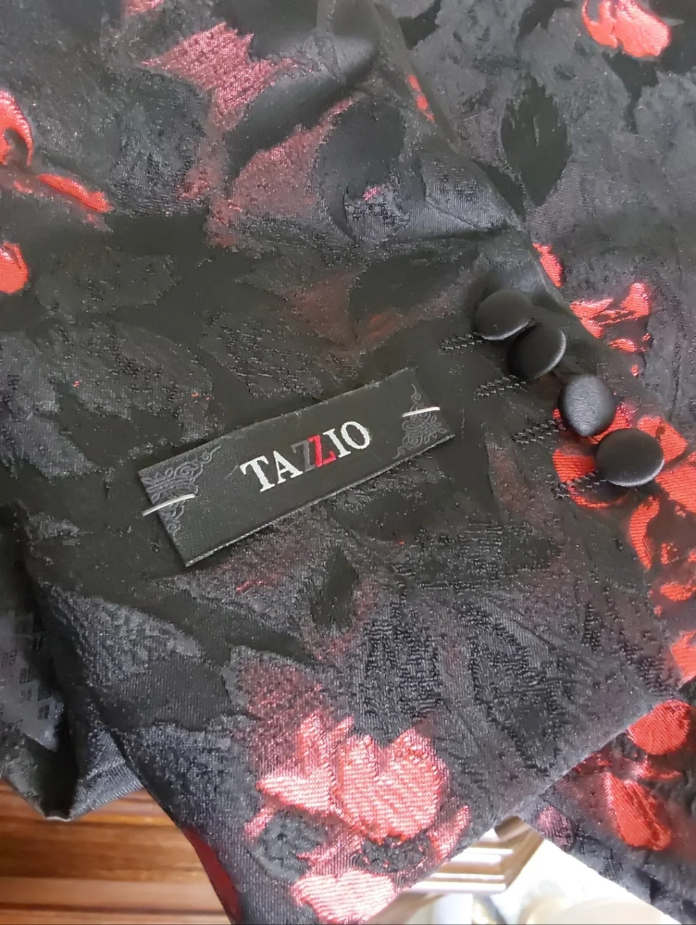 Tazio this nwot