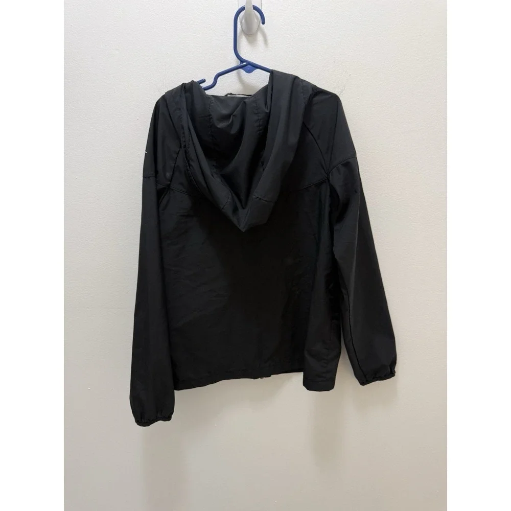 Nike sportswear windrunner