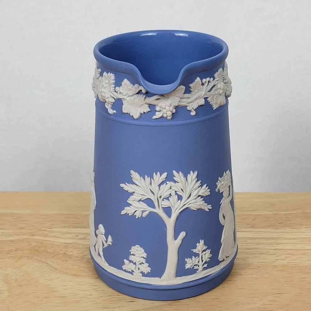 Royal Doulton beautiful antique