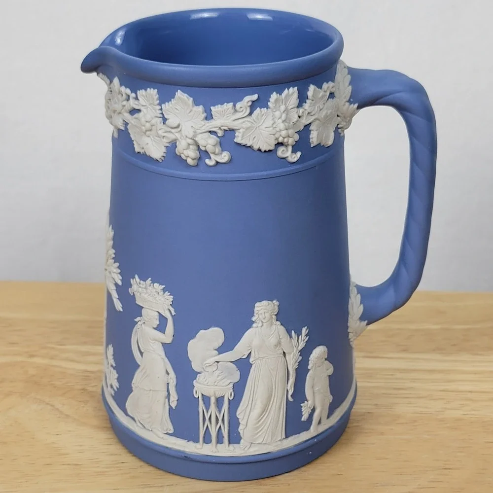 Royal Doulton beautiful antique