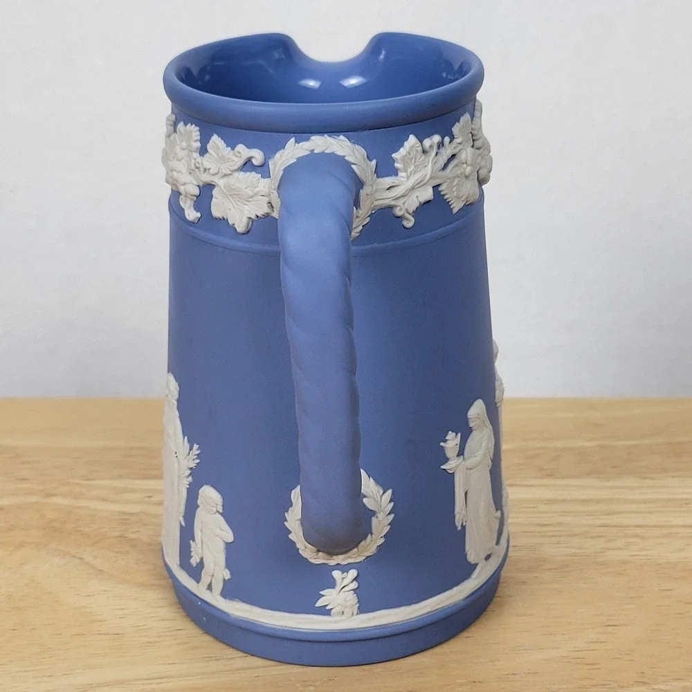 Royal Doulton beautiful antique