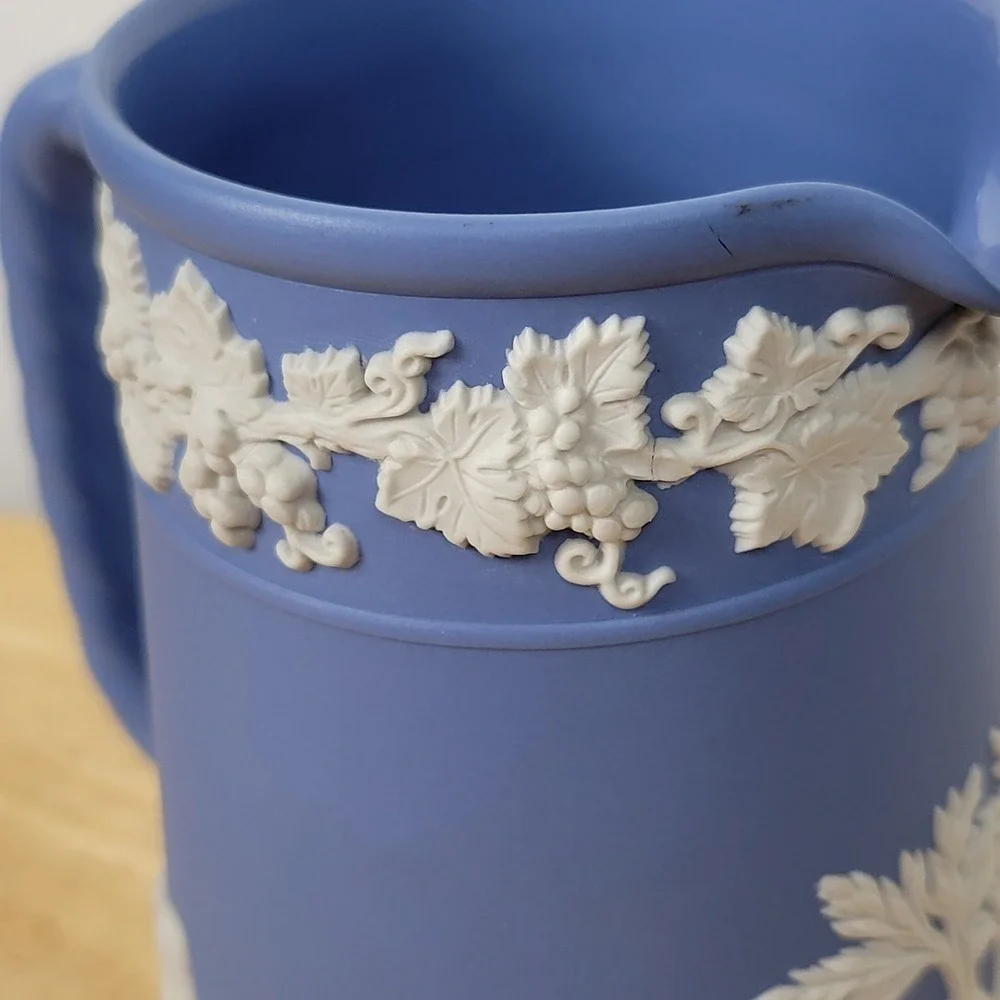 Royal Doulton beautiful antique