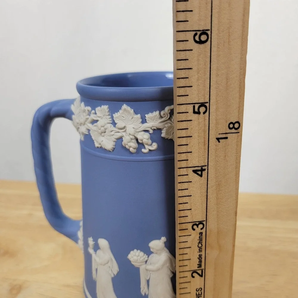 Royal Doulton beautiful antique