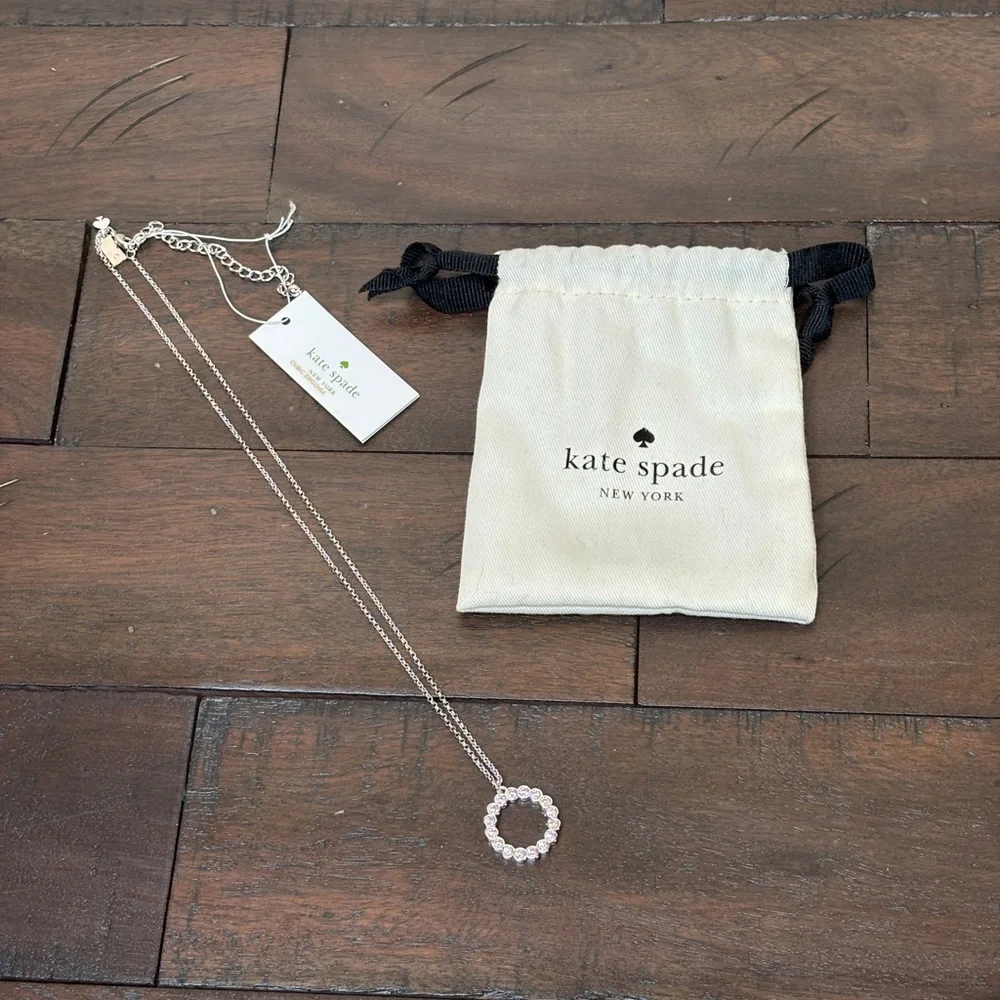 Kate Spade Full Circle Necklace Silver Colored with Clear Stones New with pouch‎