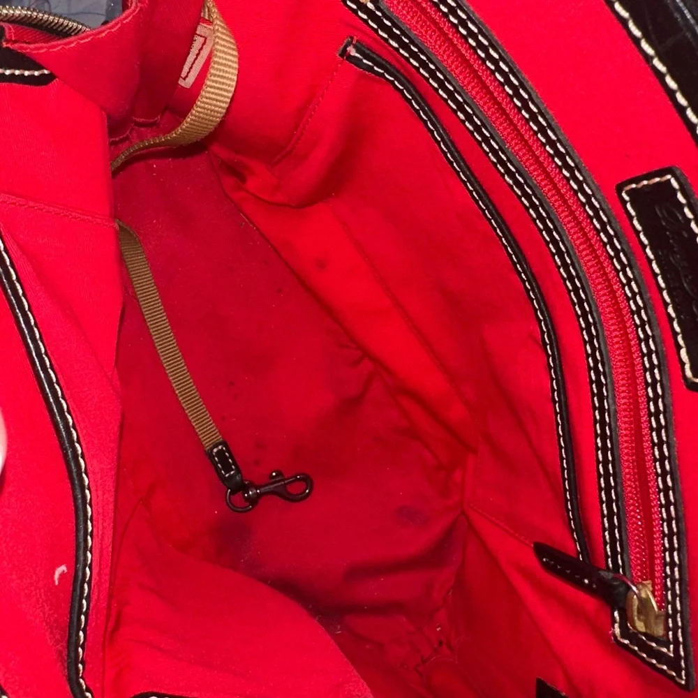 Dooney & Bourke excellent no
