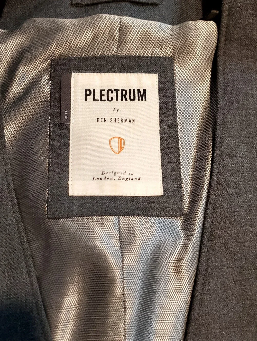 Ben Sherman plectrum men
