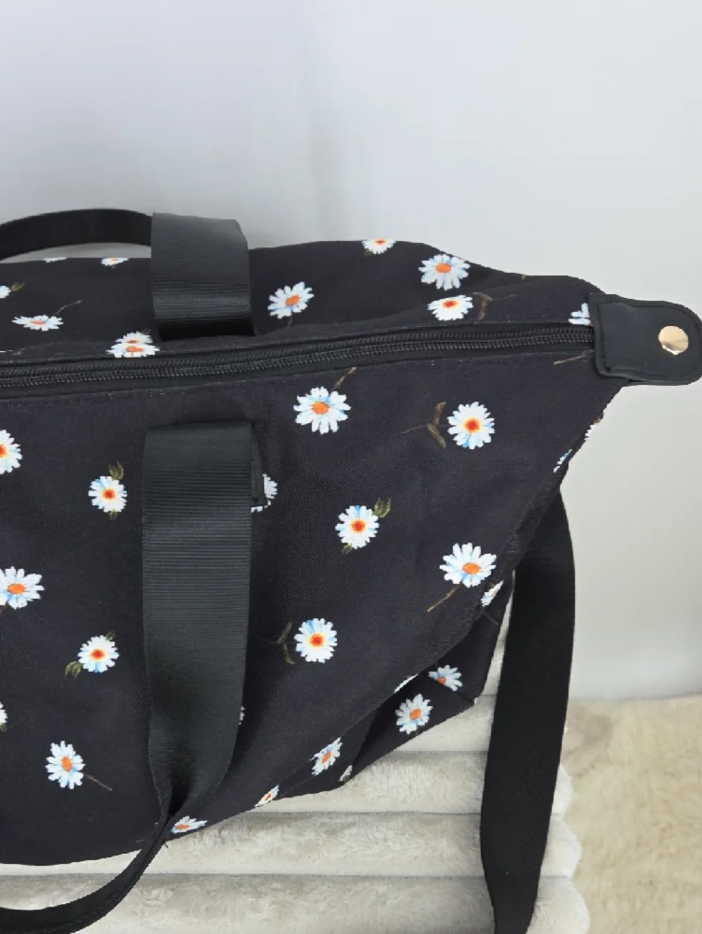 Alice + Olivia shown tote