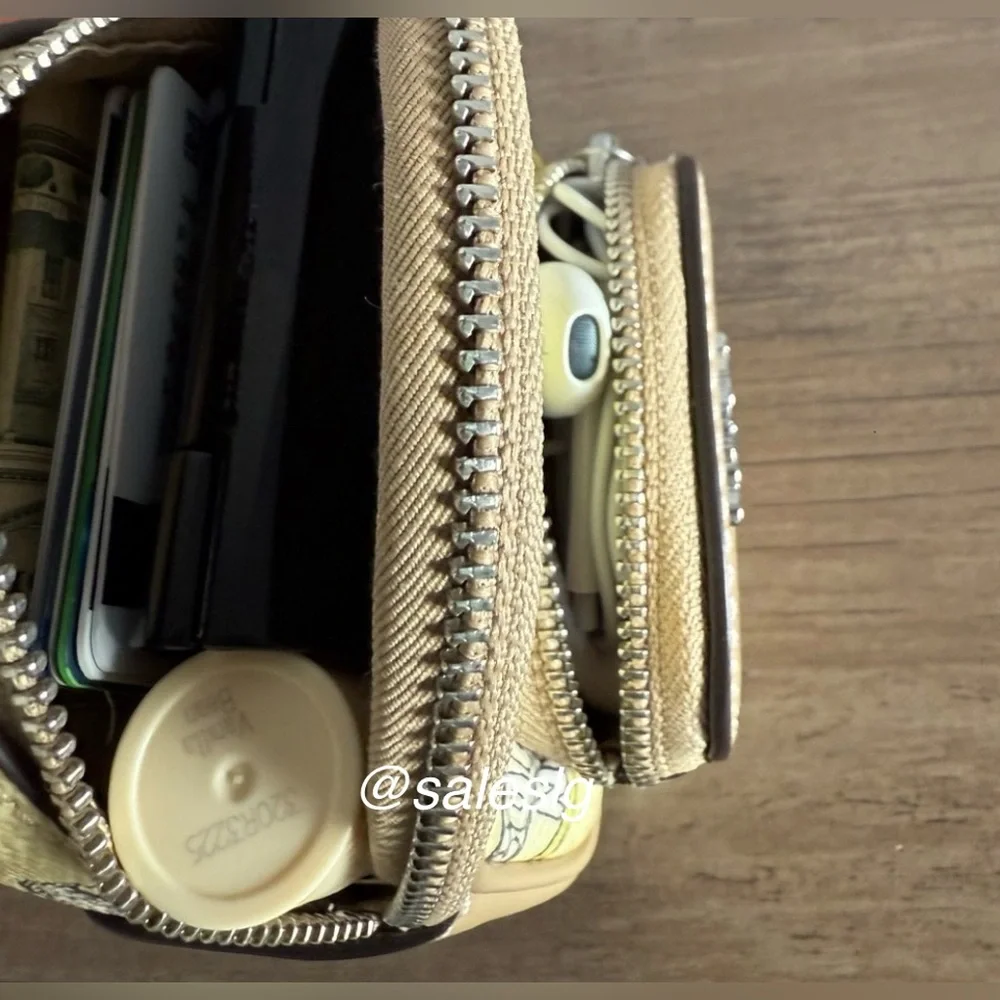 Coach lining ring slightly