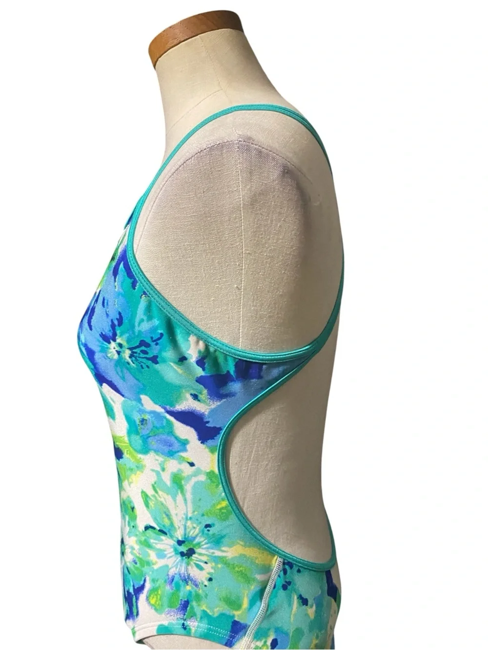 Nike women cutout