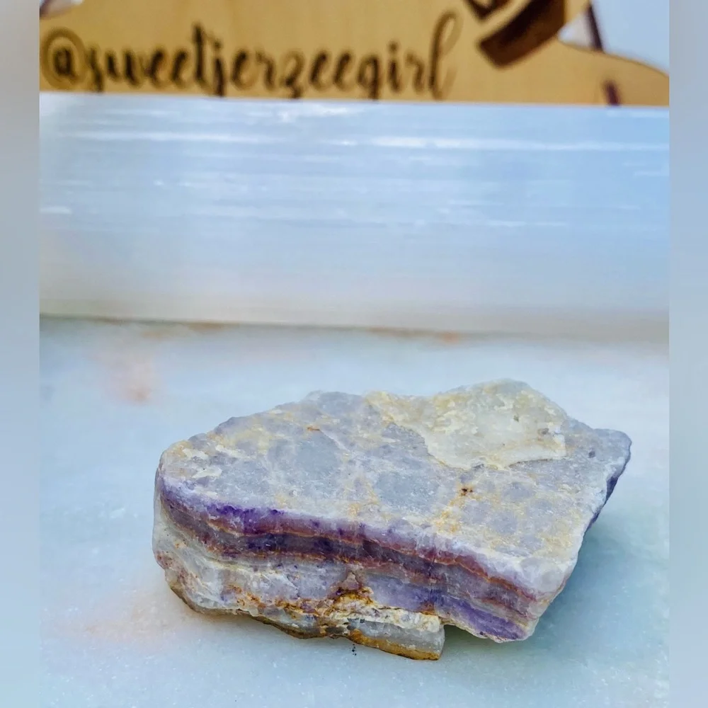N/A banded fluorite