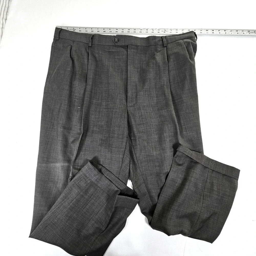 Jos. A. Bank Mens 52L Two Piece Suit Charcoal Gray 100% Wool Pleated Pants