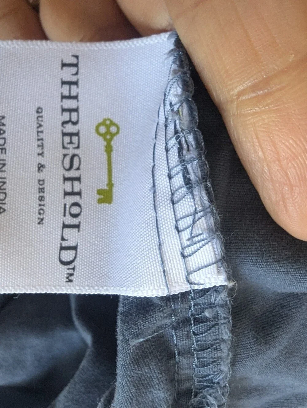 Threshold 100%cotton queen