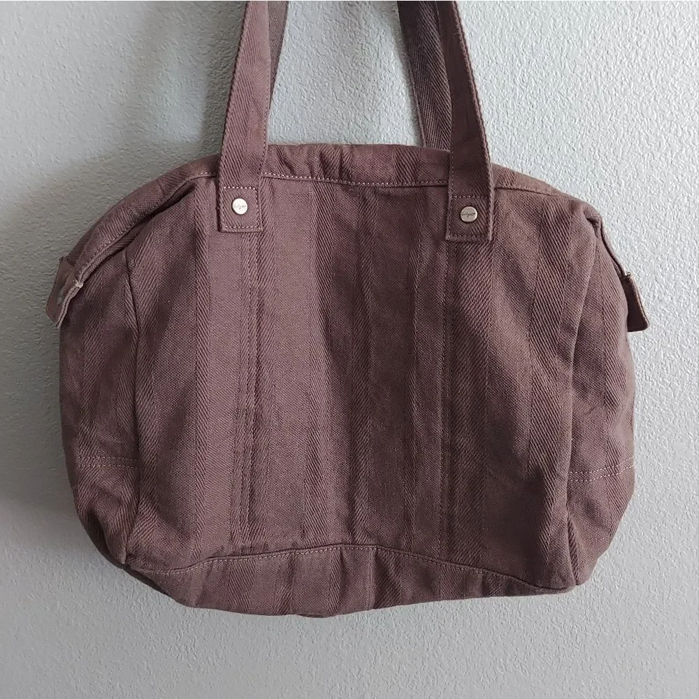 thirty-one two exterior
