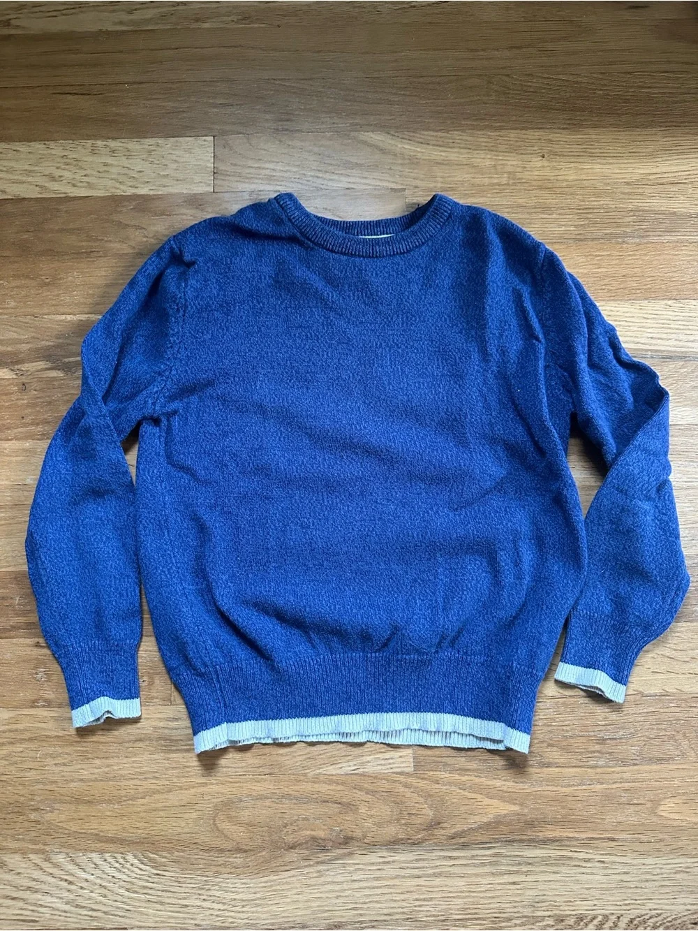 Cat & Jack Sweater boy’s size 8/10 blue with white trim
