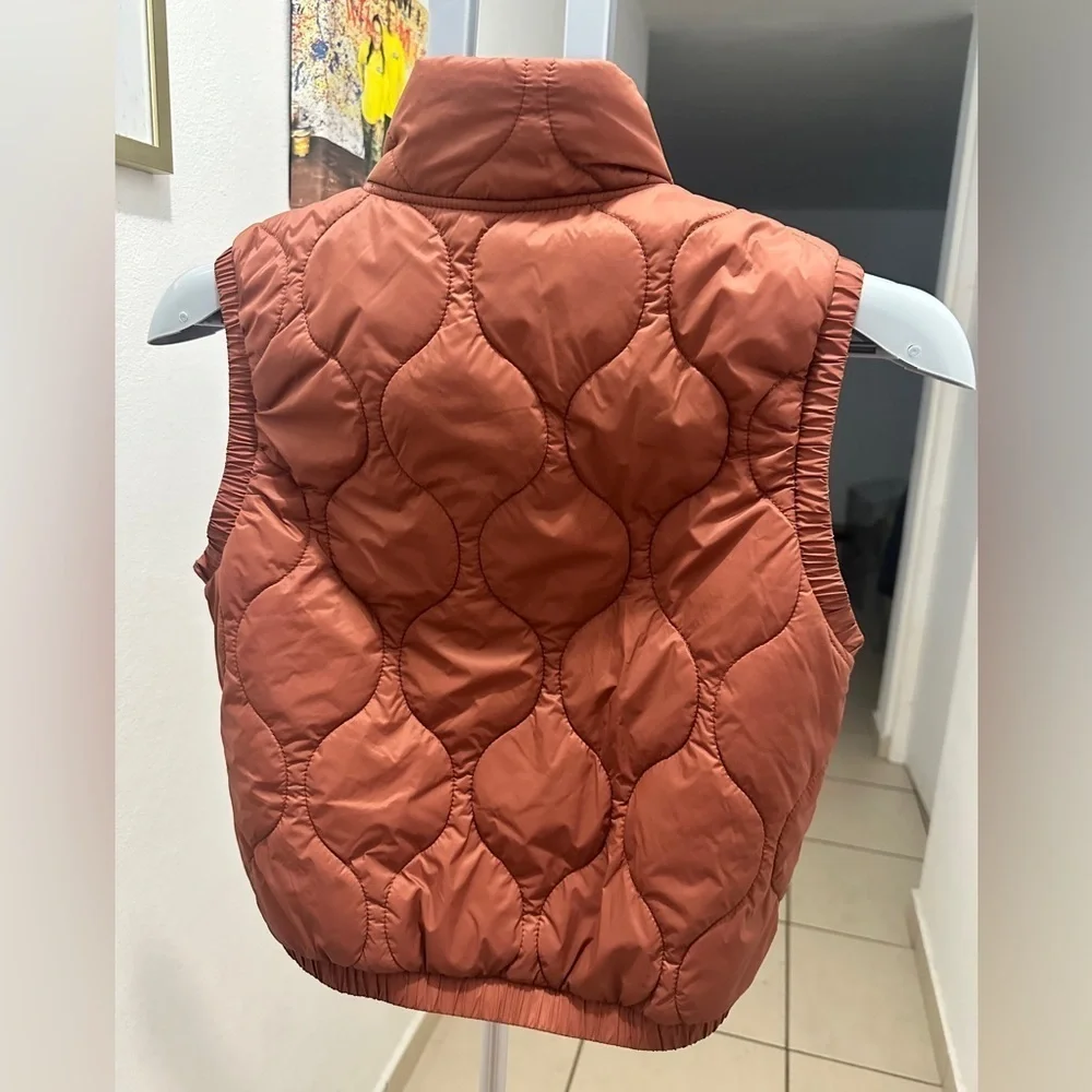Old Navy stylish rust
