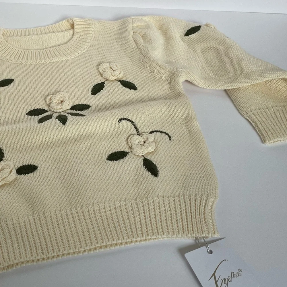 N/A elegant cream