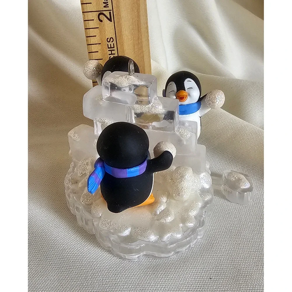 Hallmark vtg penguin