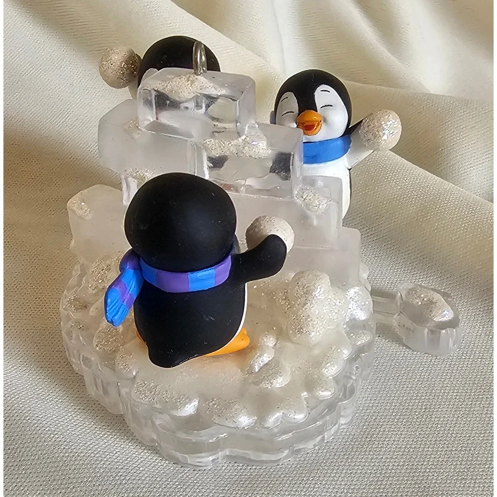 Hallmark vtg penguin