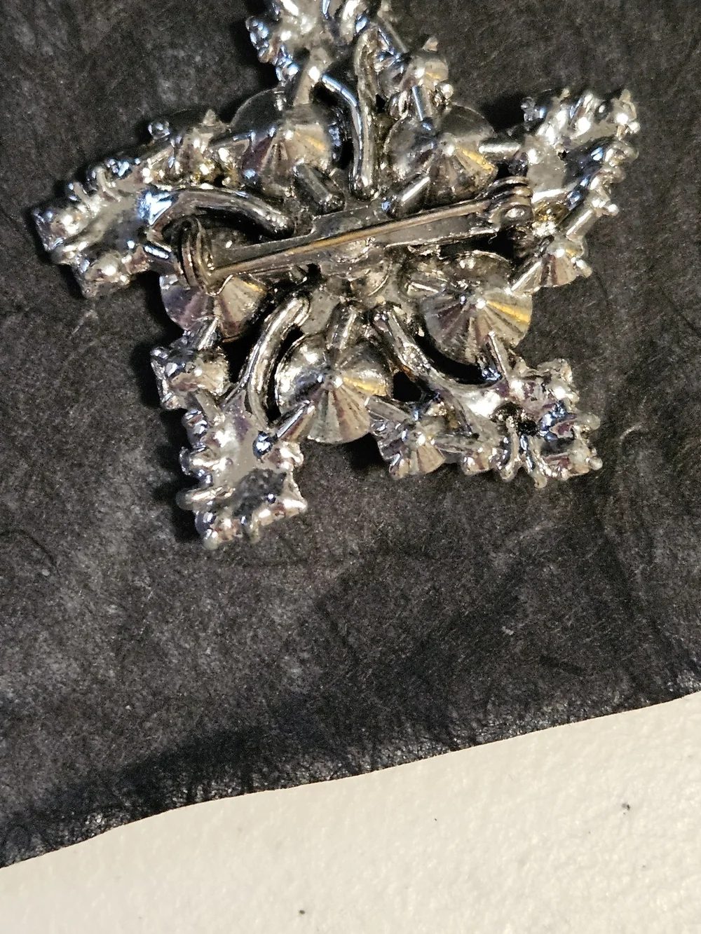 Vintage dramatic starburst