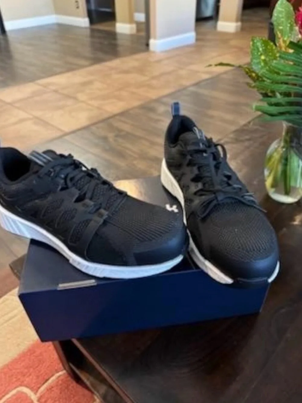 Reebok lightweight sneakers