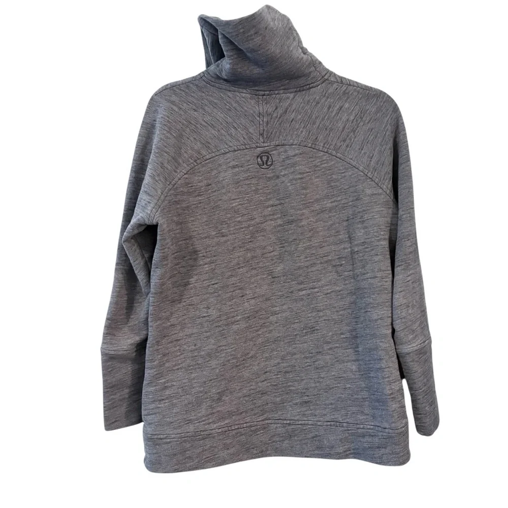 LULULEMON To You Tunic in Heathered Core Dark Grey