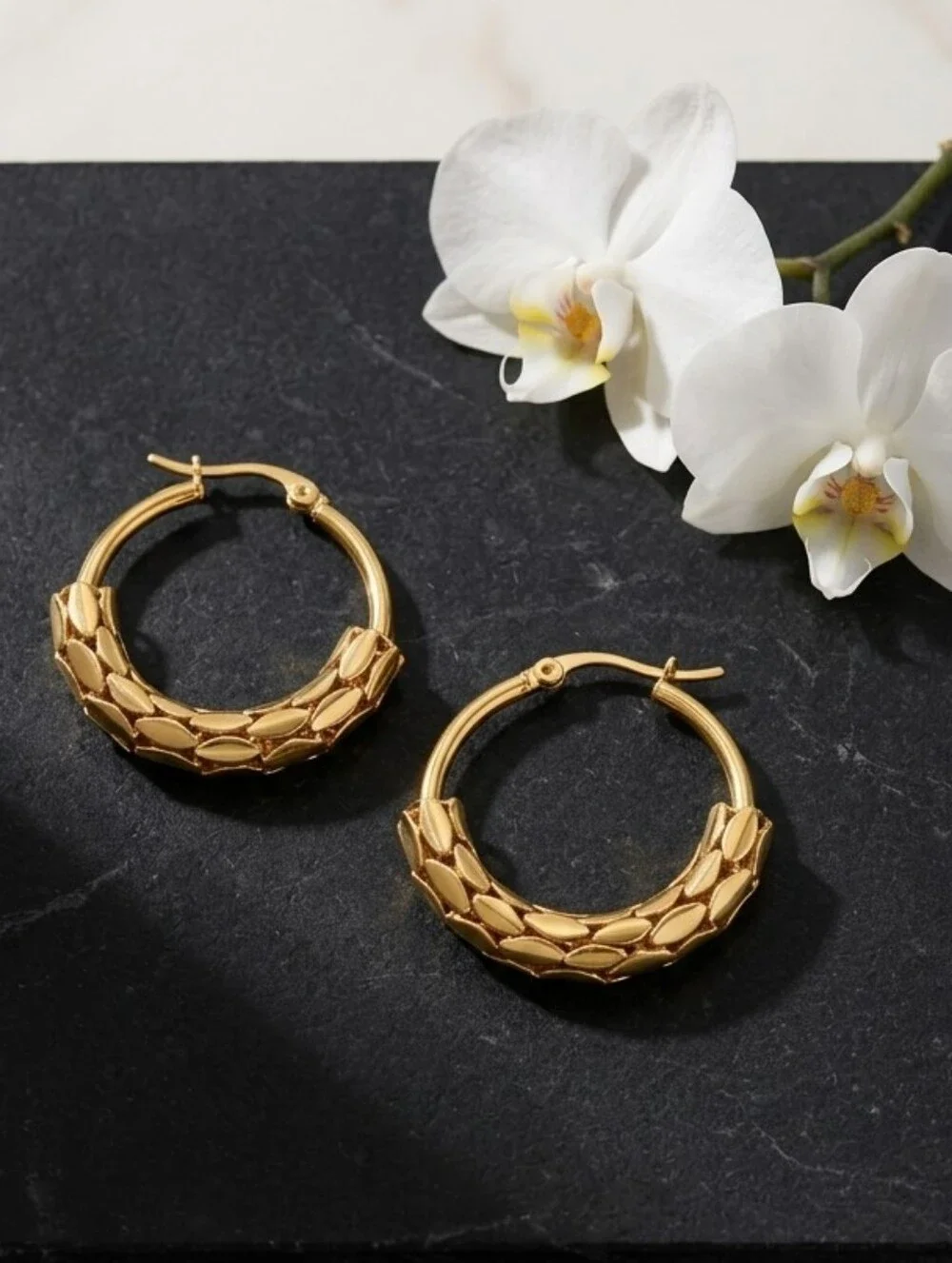 NKULTD material 18k