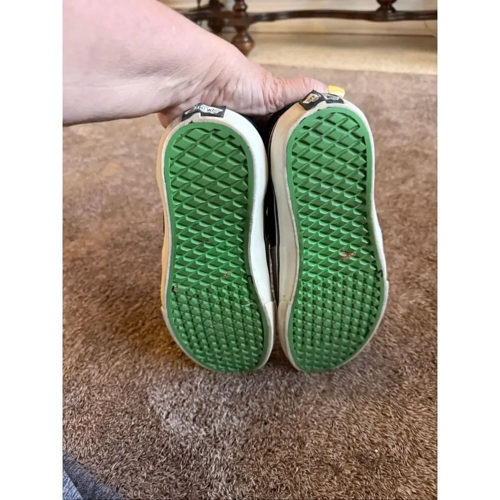 Vans so 2003 or