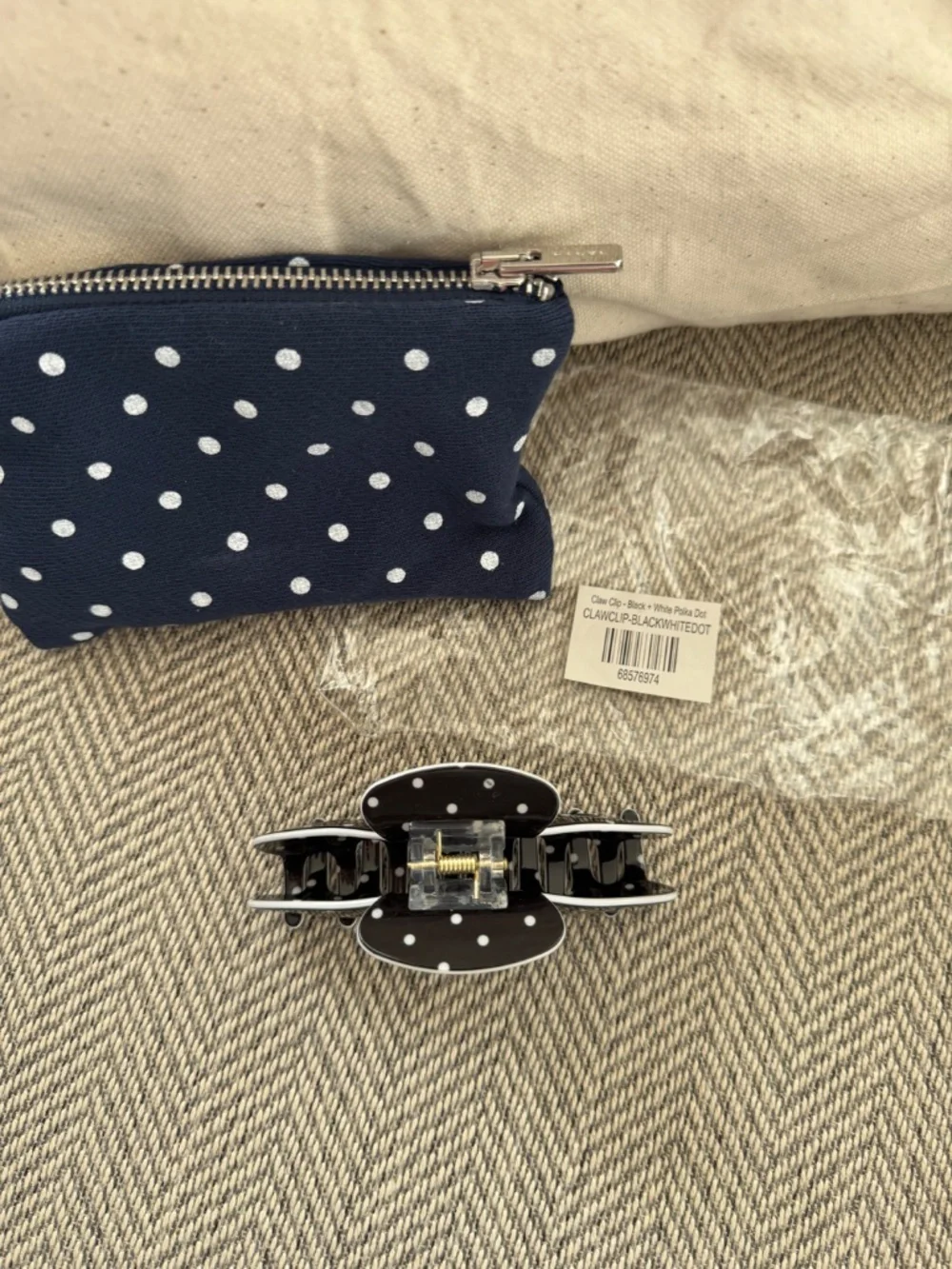 Parke Polka Dot Claw Clip Black with White Hair Accessories w bag