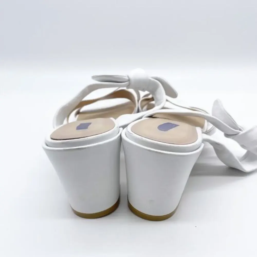 Stuart Weitzman these stylish