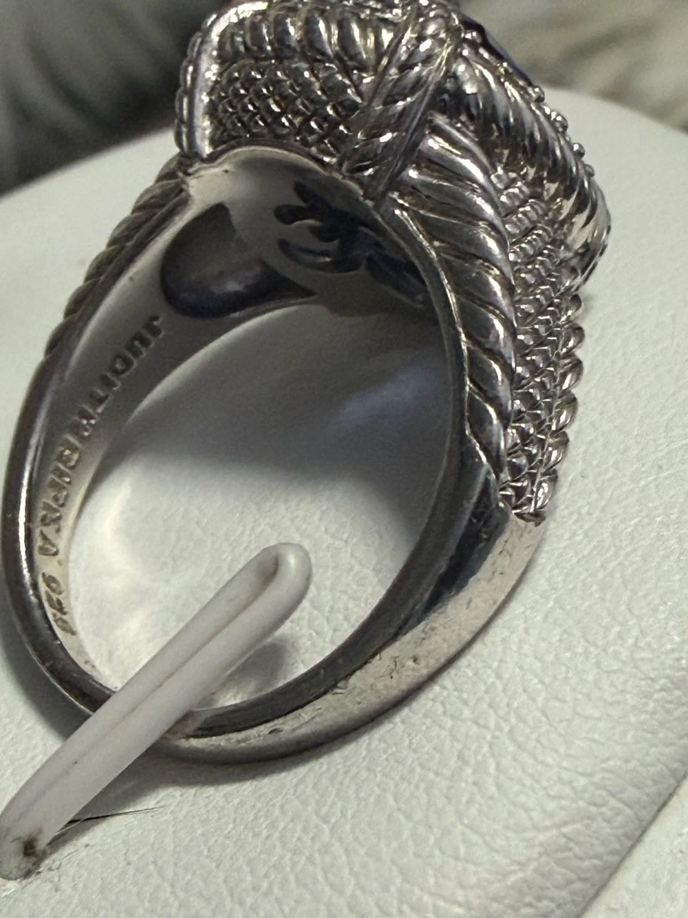 Judith Ripka sapphire stone