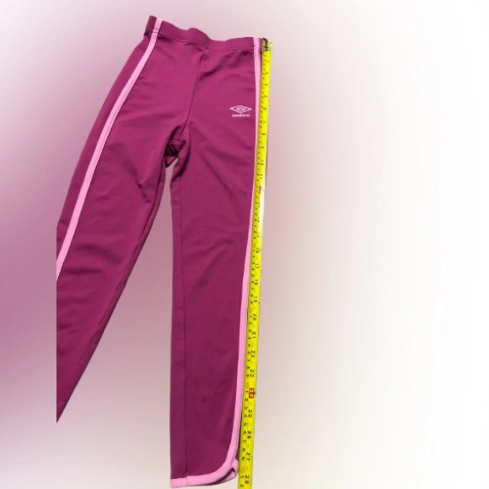 Umbro stylish logo described