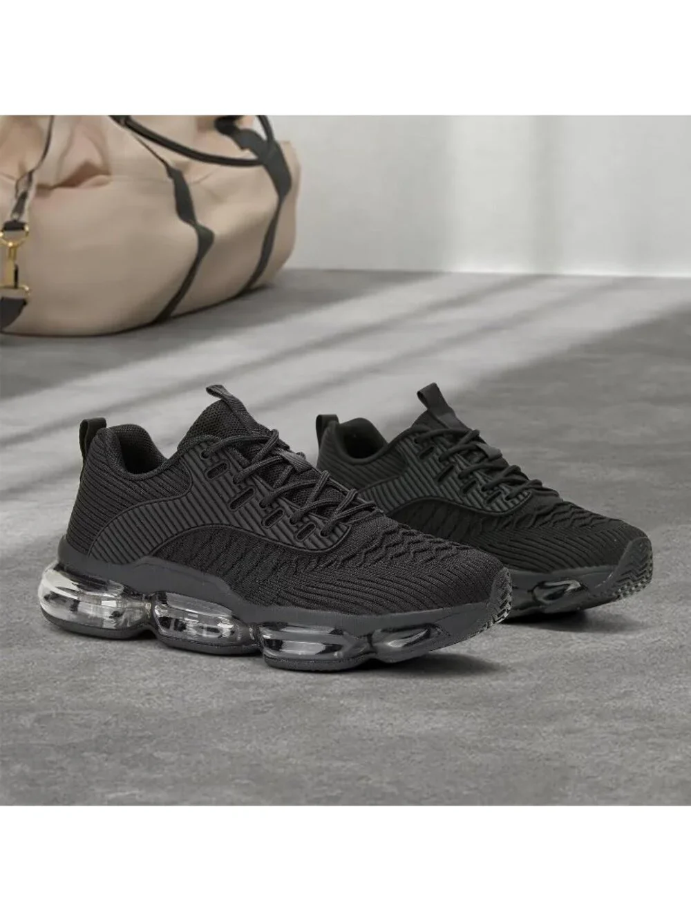 N/A ventilating shoes