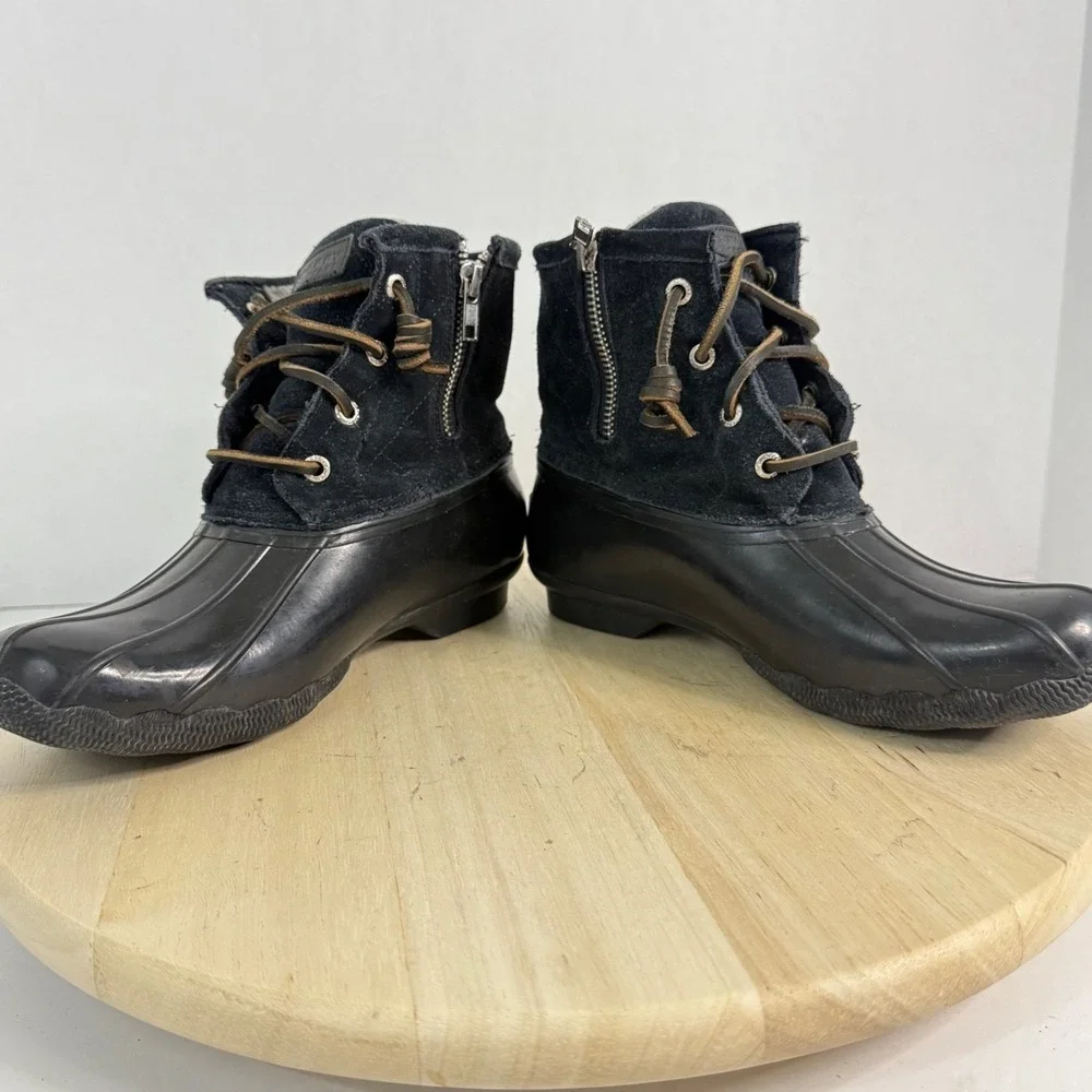 Sperry women top