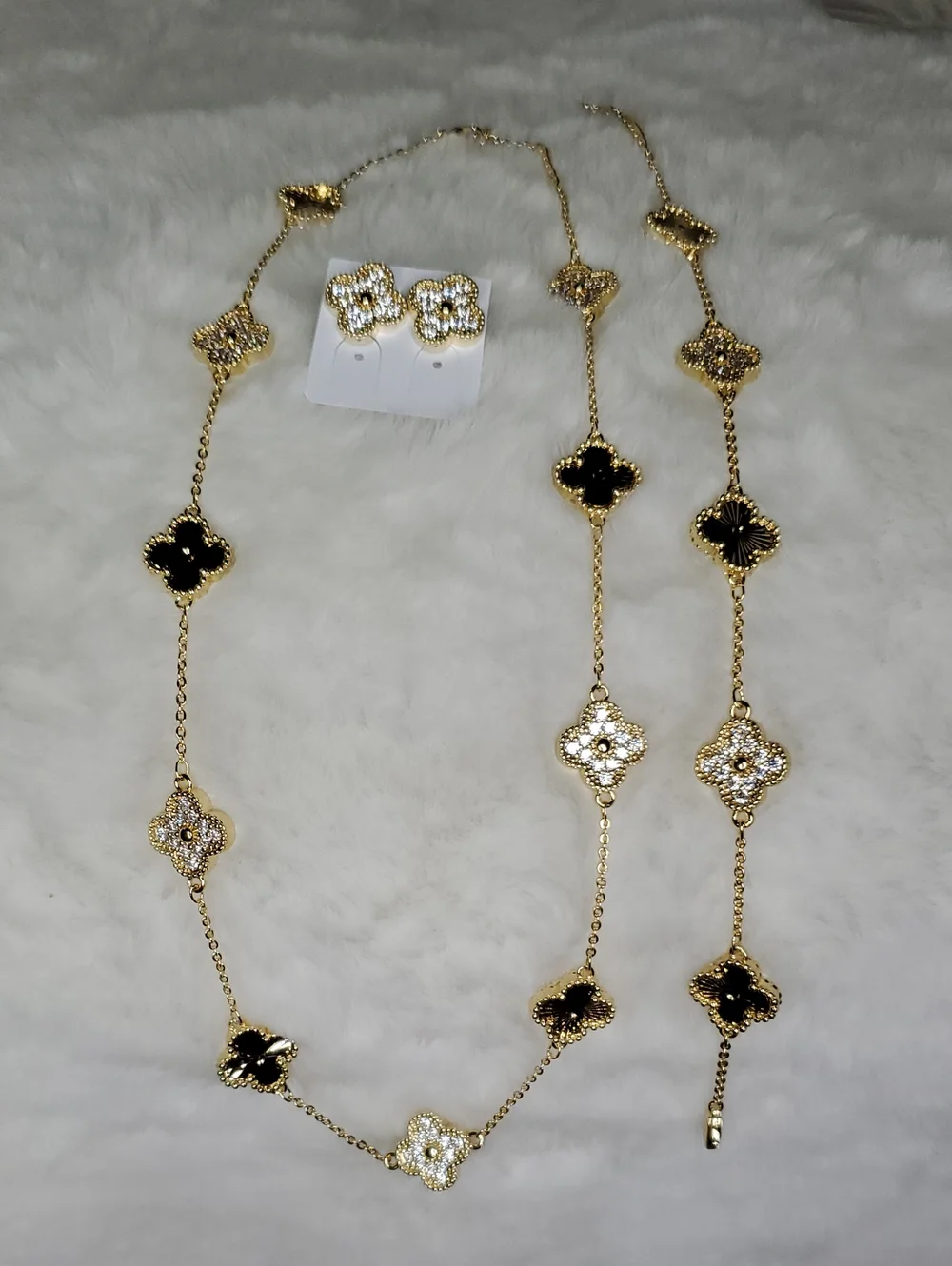 Gold and Black Floral Clover Necklace and Bracelet Set - Women's Jewelry