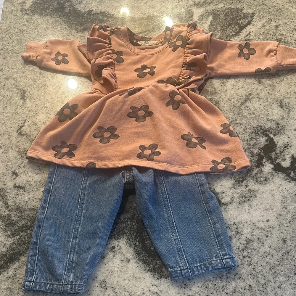 Jessica Simpson sweatshirt dress and‎ Easy Peasy Jeans 12 month baby girl outfit