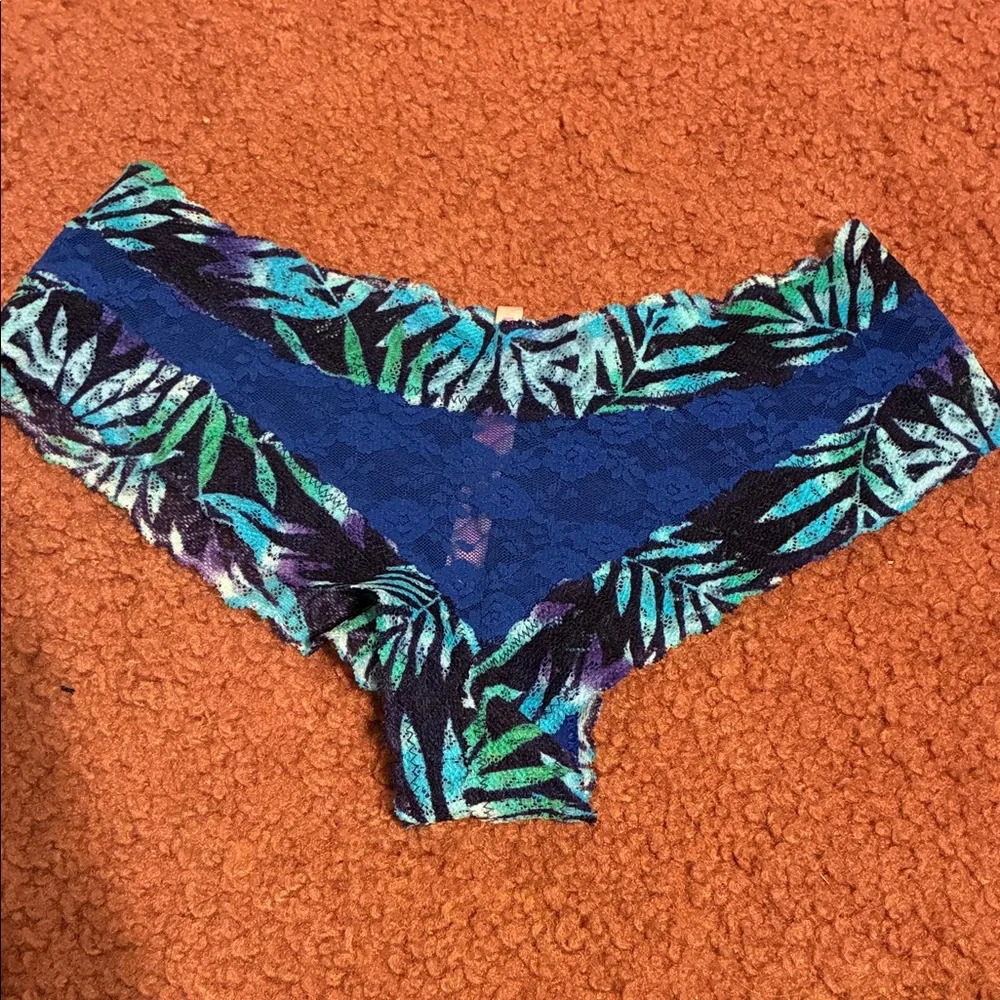 Victoria's Secret PINK Blue & Black Floral Lace Panties