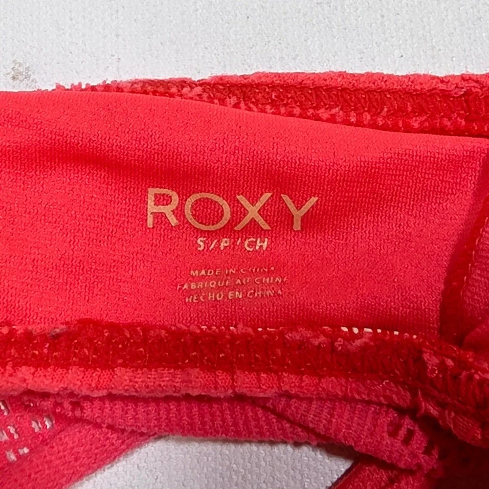Roxy save huge