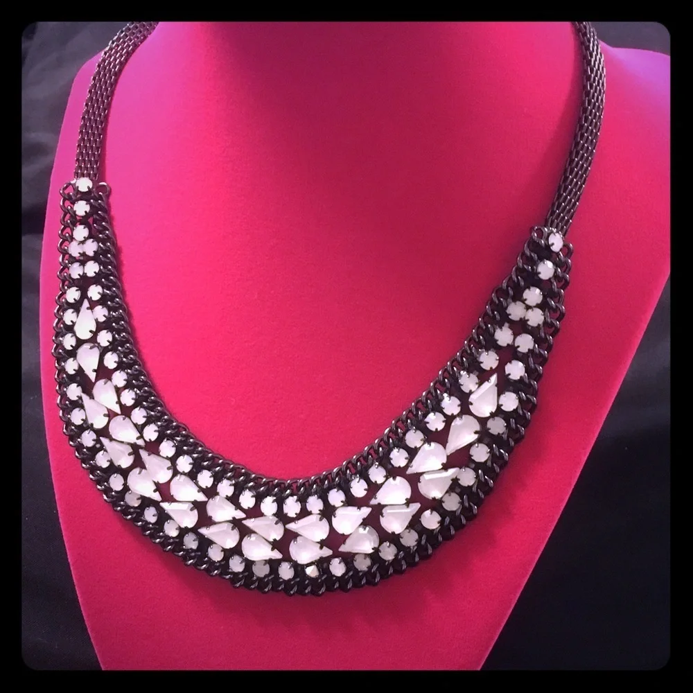 N/A elegant statement
