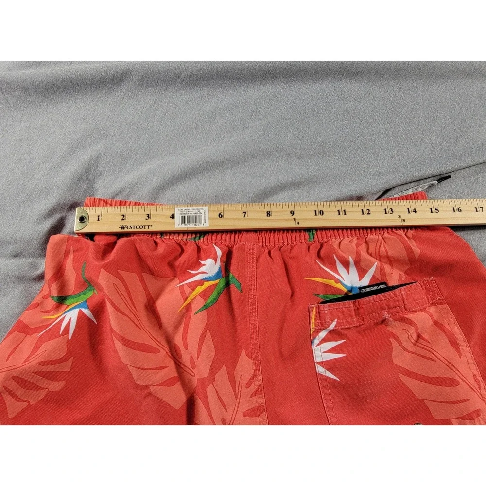 Quiksilver has minor