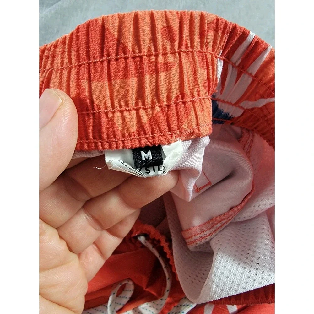 Quiksilver has minor