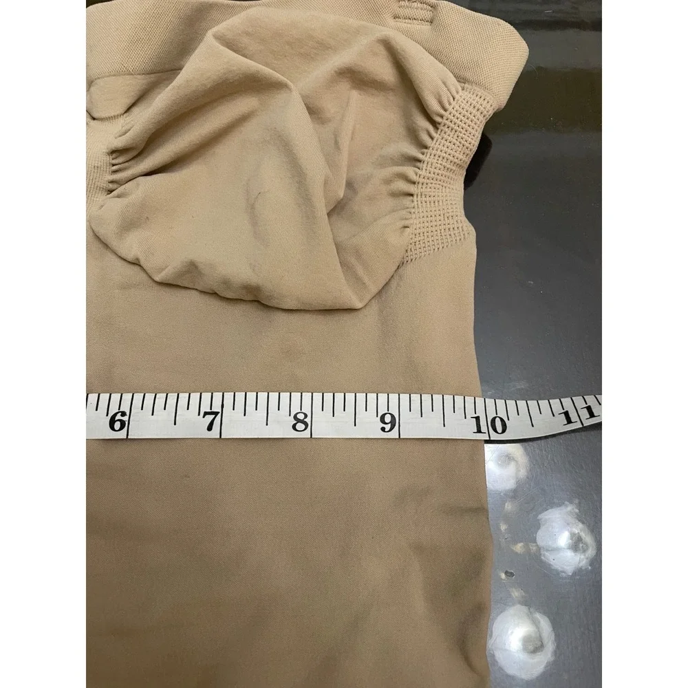 SKIMS sculpting short