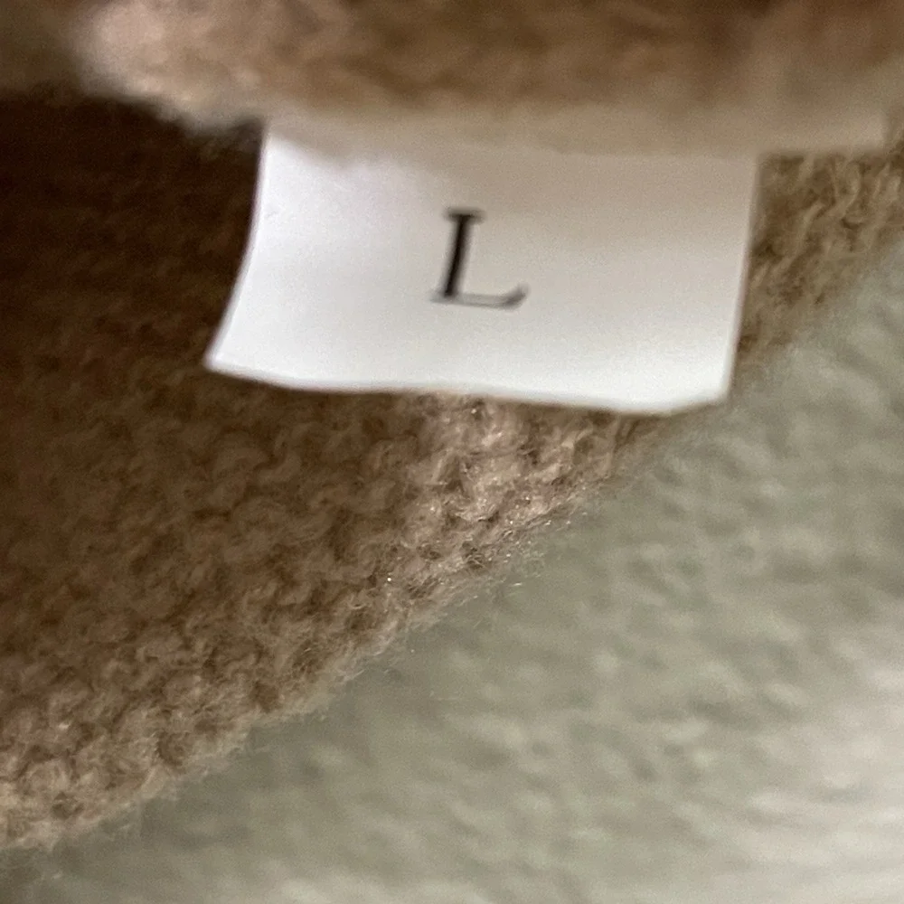 The Unbranded Brand brown ruffle