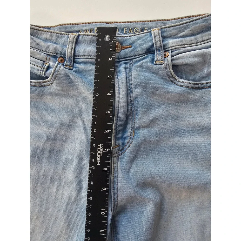 American Eagle Outfitters excellent pre