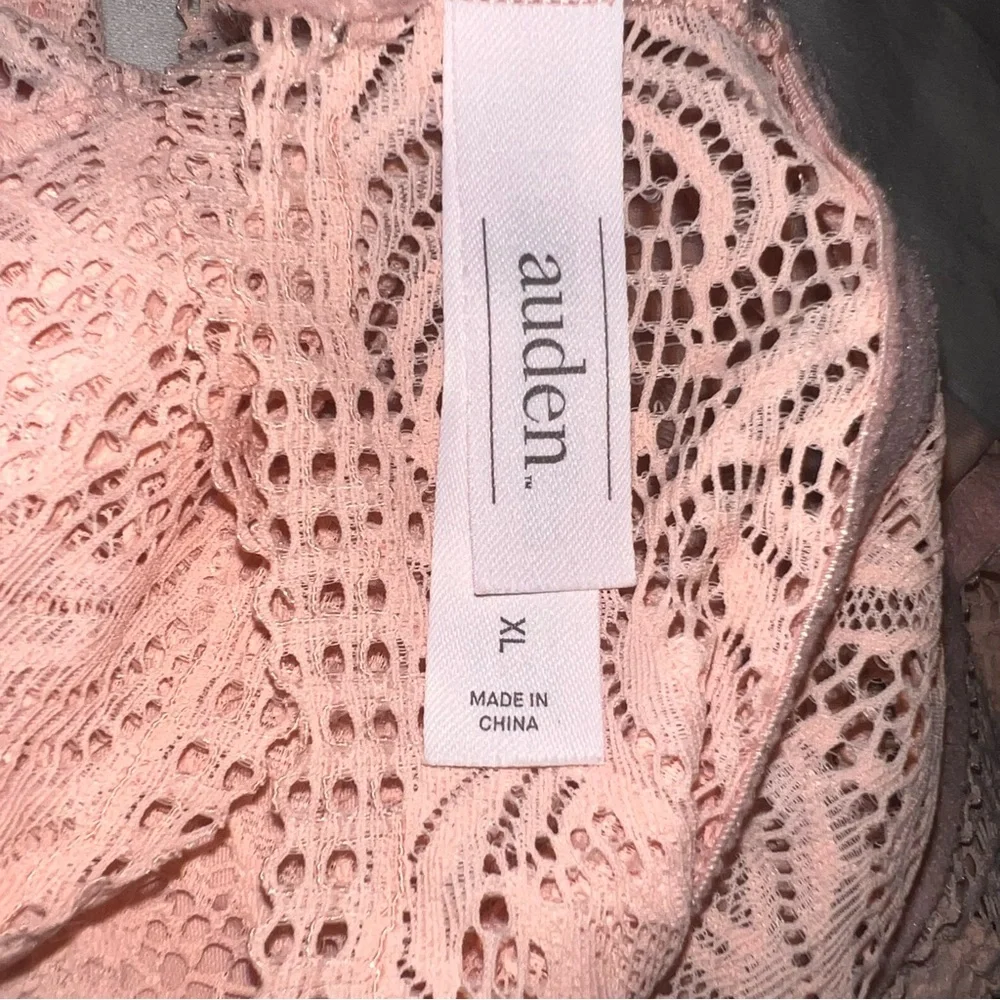 Auden blush peachy