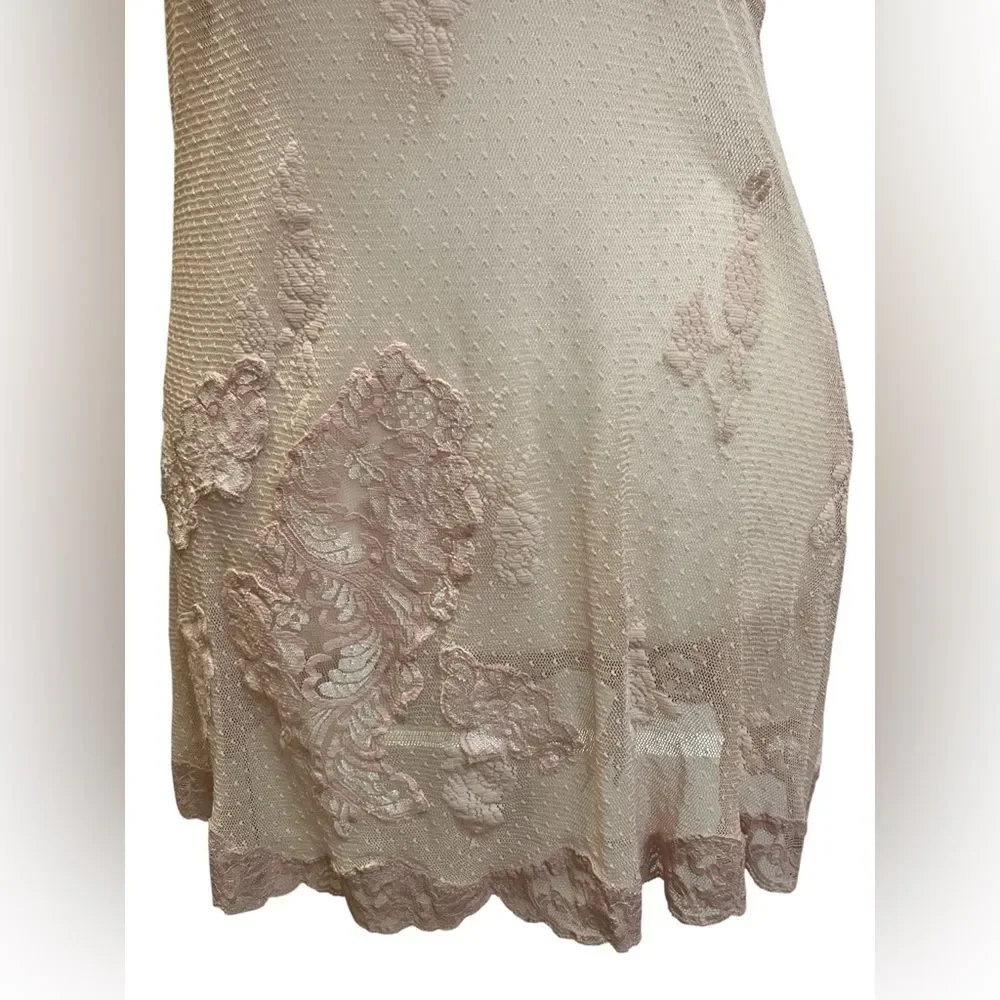 Frederick's of Hollywood soft pink baby doll lace chemise/slip lingerie Size M