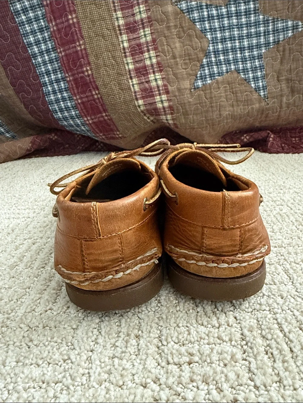 Sperry leather boat