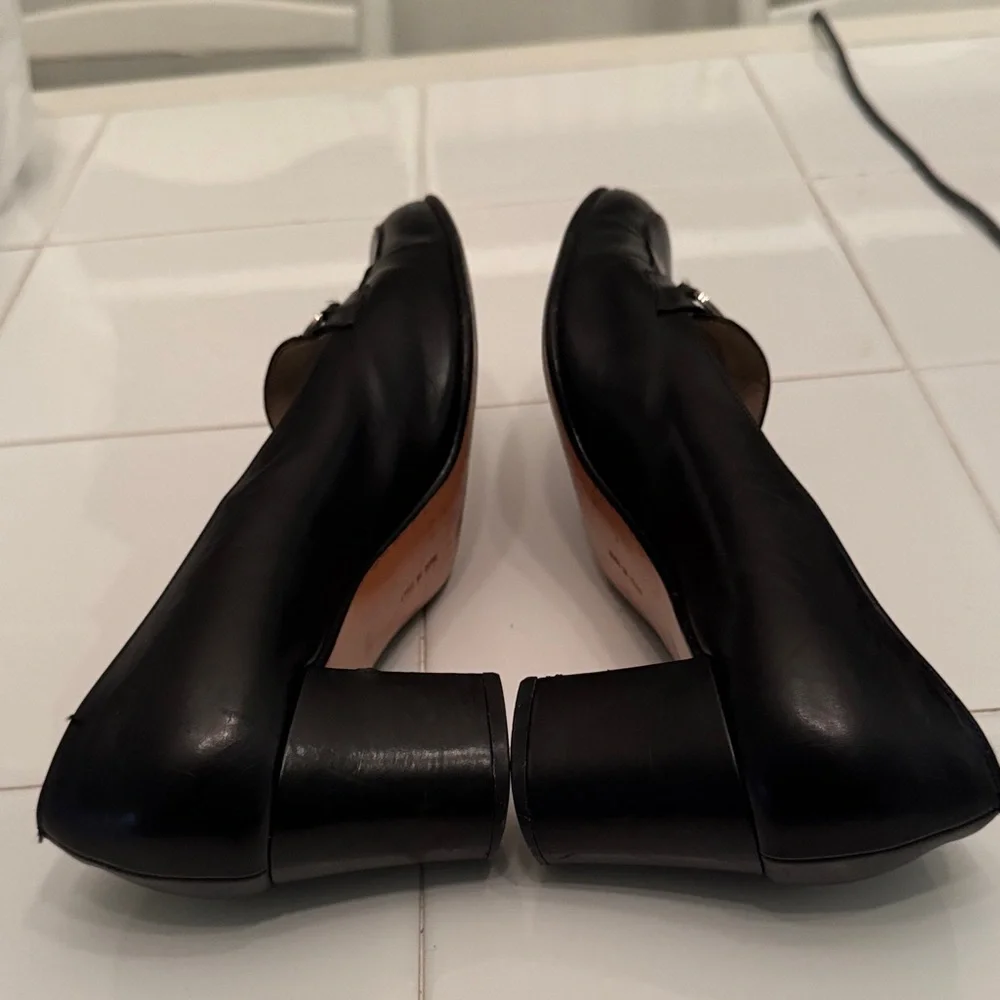 Salvatore Ferragamo chic black