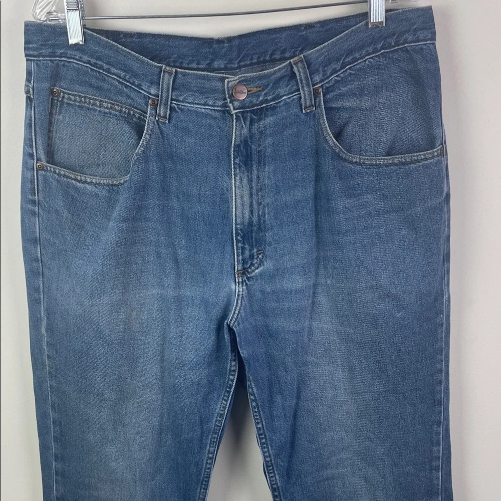 L.L. Bean 36x32 front