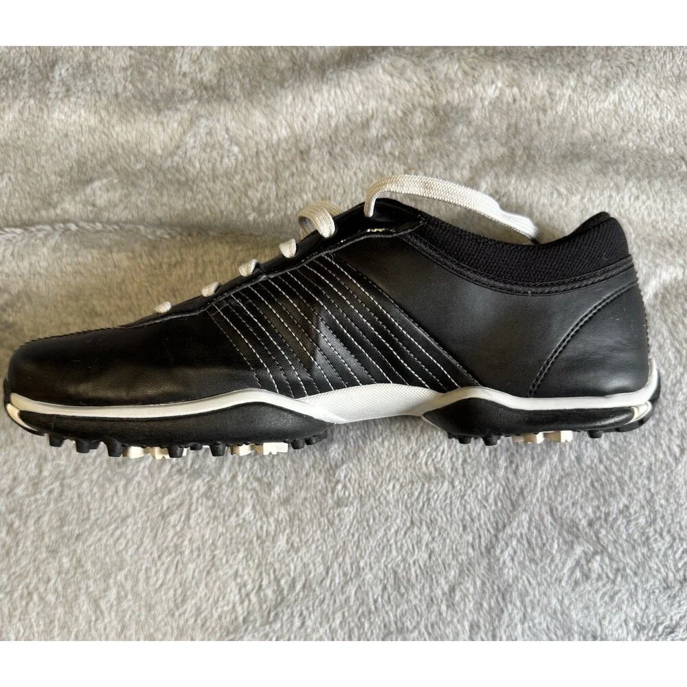 Nike women delight