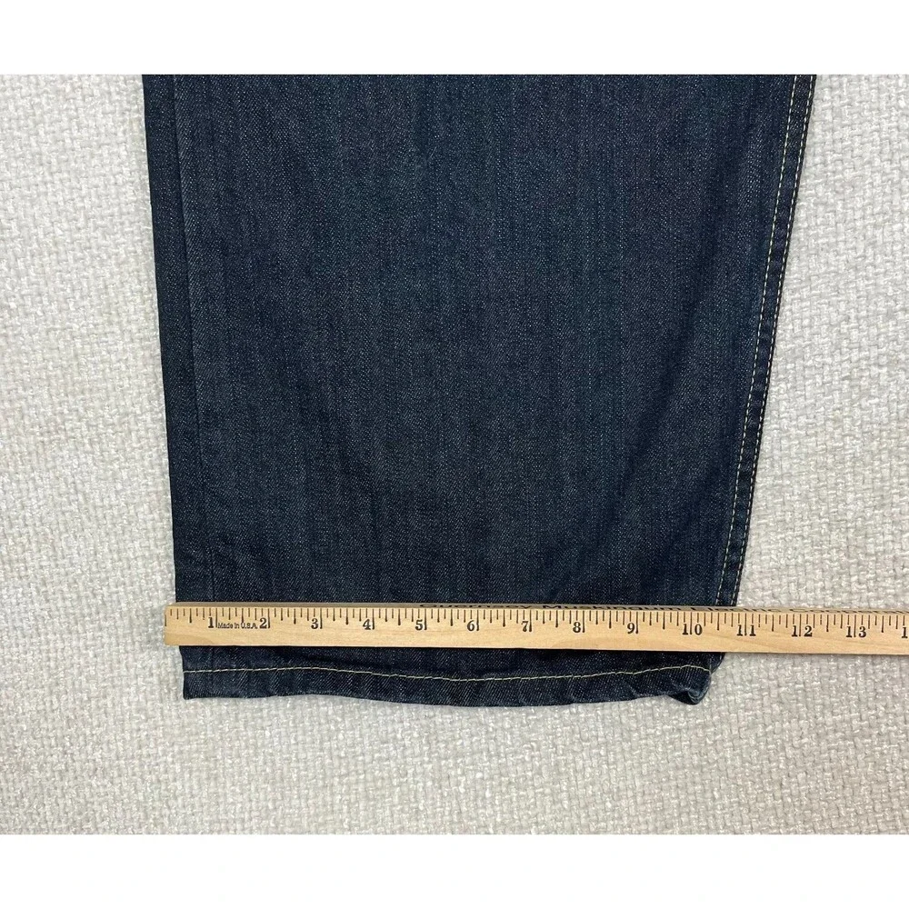 Levis levis 559